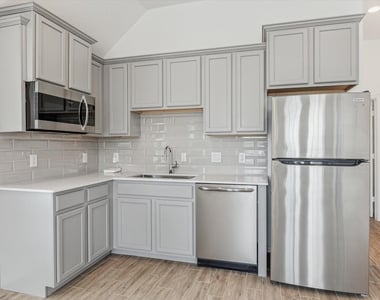 4838 Albany Ridge Lane - Photo Thumbnail 10