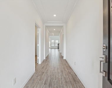 4838 Albany Ridge Lane - Photo Thumbnail 3