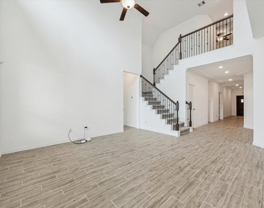 4838 Albany Ridge Lane - Photo Thumbnail 5