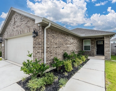 219 Charles Ridge Drive - Photo Thumbnail 1