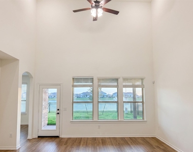 1357 Grass Bend Drive - Photo Thumbnail 4