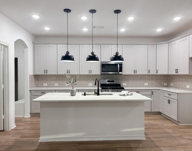 1357 Grass Bend Drive - Photo Thumbnail 6