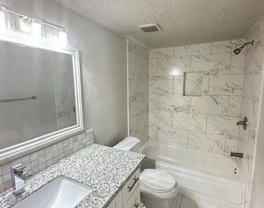 12254 Wild Pine Drive - Photo Thumbnail 14