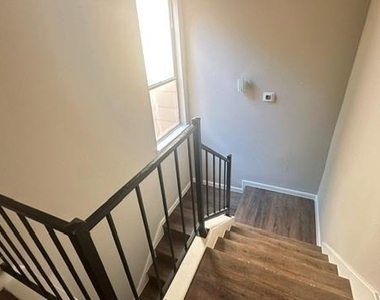 12254 Wild Pine Drive - Photo Thumbnail 9