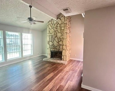 12254 Wild Pine Drive - Photo Thumbnail 4