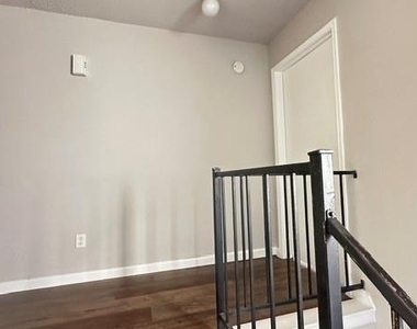 12254 Wild Pine Drive - Photo Thumbnail 8