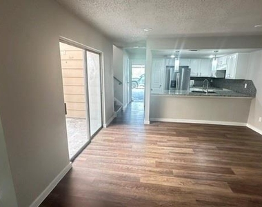 12254 Wild Pine Drive - Photo Thumbnail 6