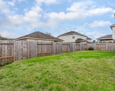 14714 Salamanca Court - Photo Thumbnail 18