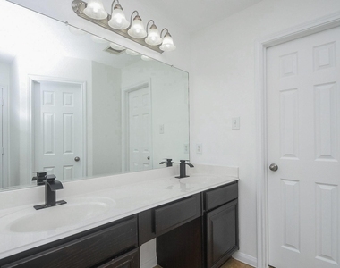 25038 Tancy Ranch Court - Photo Thumbnail 23