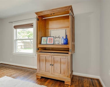 501 W 17th Street - Photo Thumbnail 28