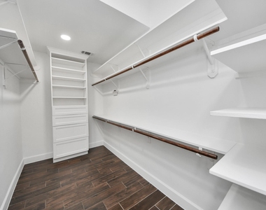 18027 Parkwille Lane - Photo Thumbnail 15