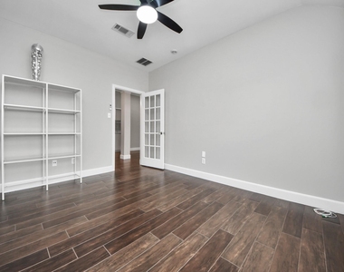 18027 Parkwille Lane - Photo Thumbnail 22