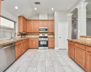 18027 Parkwille Lane - Photo Thumbnail 7