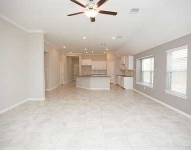15810 Vanderpool River Drive Drive - Photo Thumbnail 6