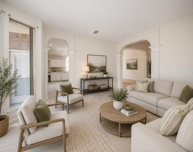 703 Acacia Place - Photo Thumbnail 17