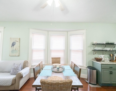 2124 35th Street - Photo Thumbnail 7