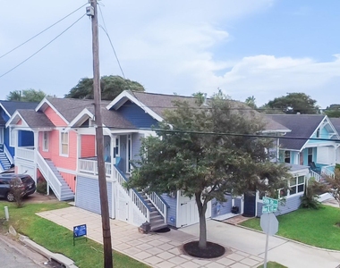 2124 35th Street - Photo Thumbnail 3