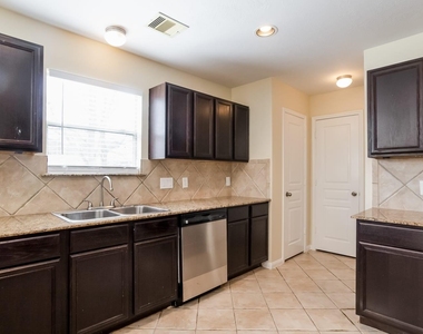 13321 Enchanted Way Drive - Photo Thumbnail 5