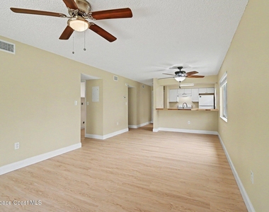 2294 Fox Hollow Drive - Photo Thumbnail 2