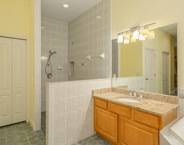 315 Enola Place - Photo Thumbnail 26