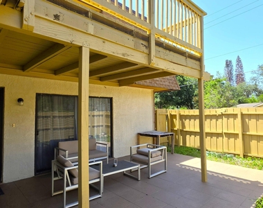 1642 S Park Avenue - Photo Thumbnail 15
