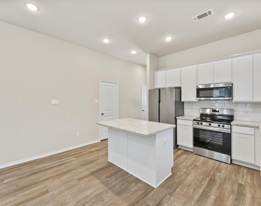 10178 Barberry Street - Photo Thumbnail 8