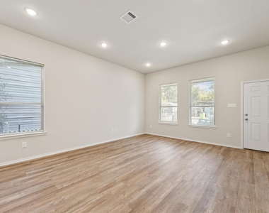10178 Barberry Street - Photo Thumbnail 6
