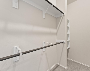 10178 Barberry Street - Photo Thumbnail 17