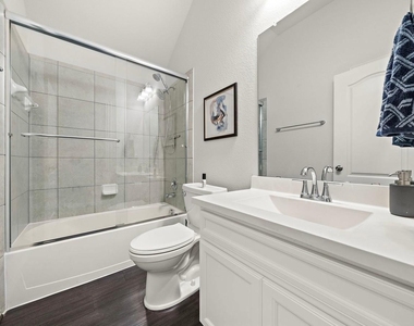 23706 Via Viale Drive - Photo Thumbnail 12