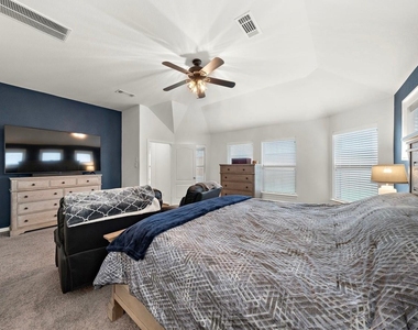 23706 Via Viale Drive - Photo Thumbnail 14