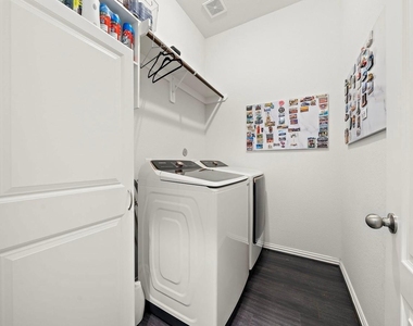 23706 Via Viale Drive - Photo Thumbnail 17