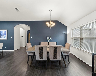 23706 Via Viale Drive - Photo Thumbnail 7