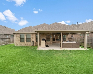 23706 Via Viale Drive - Photo Thumbnail 20
