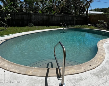 205 Melbourne Avenue - Photo Thumbnail 16