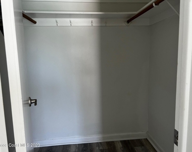 205 Melbourne Avenue - Photo Thumbnail 11