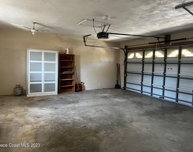205 Melbourne Avenue - Photo Thumbnail 18