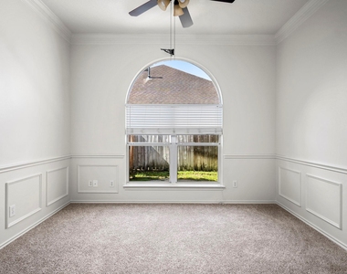 9907 Brandywood Circle - Photo Thumbnail 4