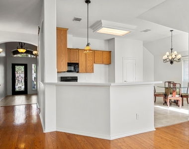 9907 Brandywood Circle - Photo Thumbnail 5