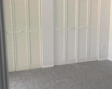 4132 Bond Avenue - Photo Thumbnail 17