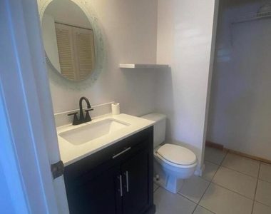 4132 Bond Avenue - Photo Thumbnail 9