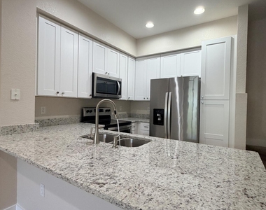 105 Turpial Way - Photo Thumbnail 3
