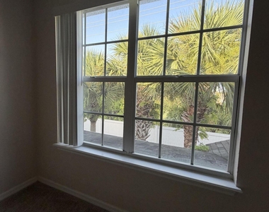 105 Turpial Way - Photo Thumbnail 21