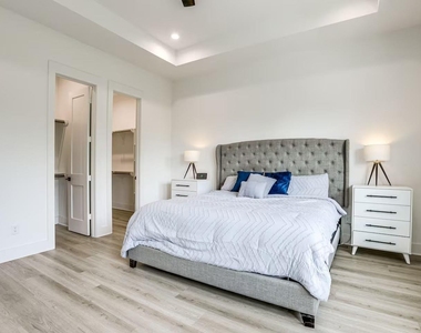 3484 Luca Street - Photo Thumbnail 6