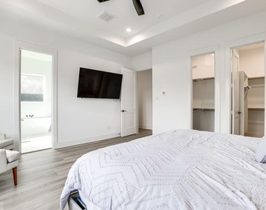 3484 Luca Street - Photo Thumbnail 7