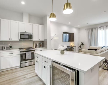3484 Luca Street - Photo Thumbnail 3