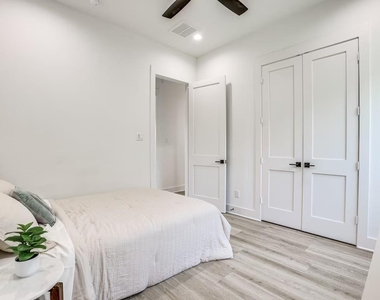 3484 Luca Street - Photo Thumbnail 16