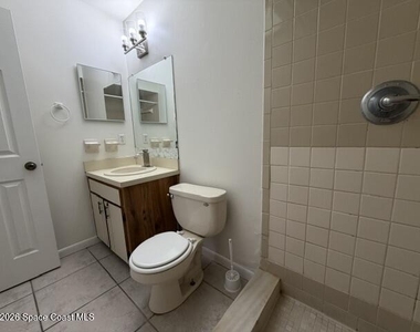 813 Poinciana Street - Photo Thumbnail 9