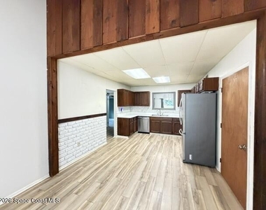 3185 Knox Mcrae Drive - Photo Thumbnail 4
