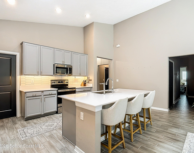 4471 Holstein Street - Photo Thumbnail 13
