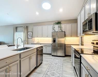 4471 Holstein Street - Photo Thumbnail 8